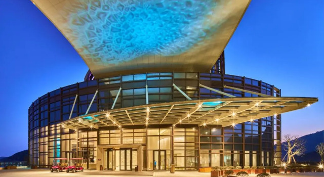 Crowne Plaza Ningbo Xiangshan Sea View by IHG, Book Hotel Hotels in Xiangshan with a Pool, Swimming Pool