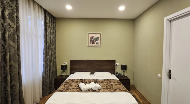 Четырёхместный семейный номер Standard с балконом Hotel iver