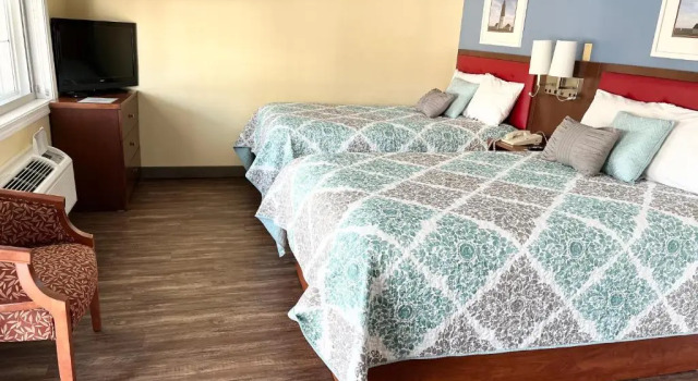 Четырёхместный номер Standard Scarborough Beach Motel