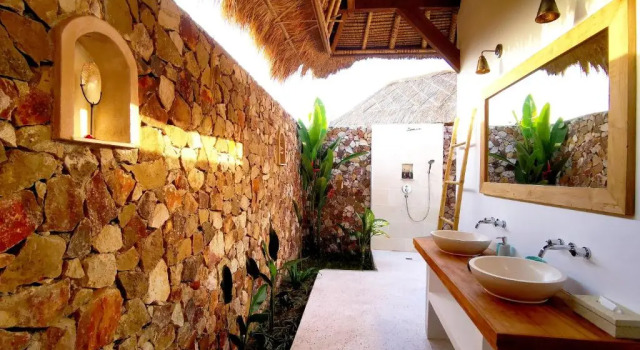 Бунгало Superior с видом на сад Segara Lombok Beach Resort