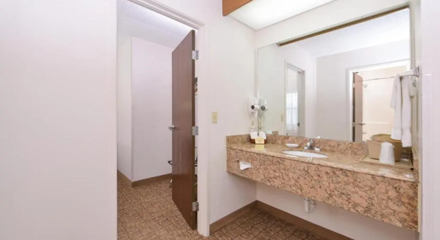 Люкс Briarwood Inn Of Geneva
