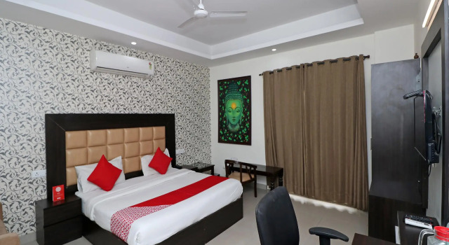OYO 28616 Hotel New View, Забронировать Отель Отели Гургаон с парковкой, рядом с Улица Гольф-Корс-роуд, Парковка