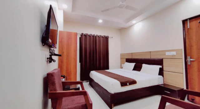 Perfect Stayz Dwarkesh - Hotel Near Haridwar Railway station, Prenota Hotel Hotel a Padra con colazione, Colazione