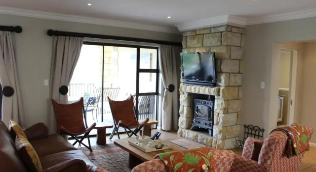 Коттедж Sunbird Haven Self-Catering Sleeps 8