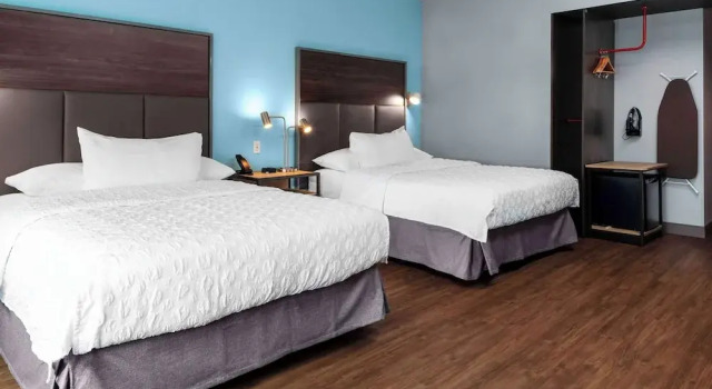 Четырёхместный номер Standard Tru By Hilton Manteca