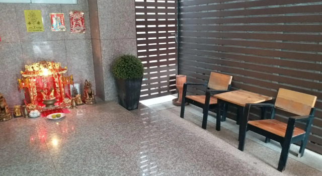 JJ Place Korat, Varaa Hotelli Hotellit North-Eastern Thailand pysäköinnillä, Pysäköinti