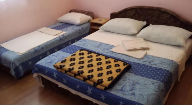 Кровать в общем номере Apartments & Hostel Zdrava Hrana