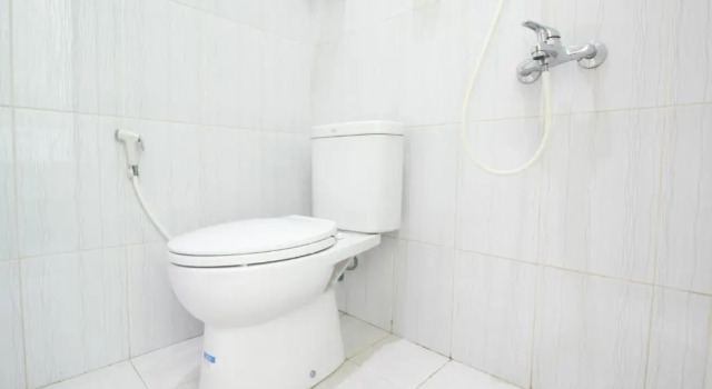 Двухместный номер Standard RedDoorz Plus near Taman Sari