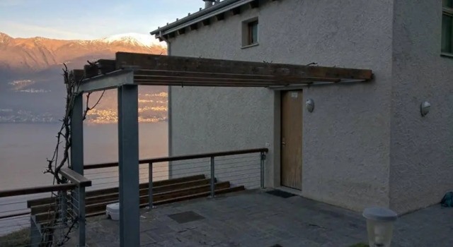 Spectacular views and modern living on Lake Como, Book Hotel Hotels in Como with a Pool, Swimming Pool
