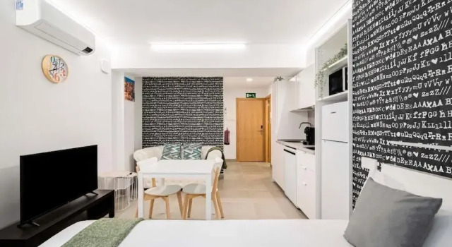 Студия Dobo Madrid ANR2