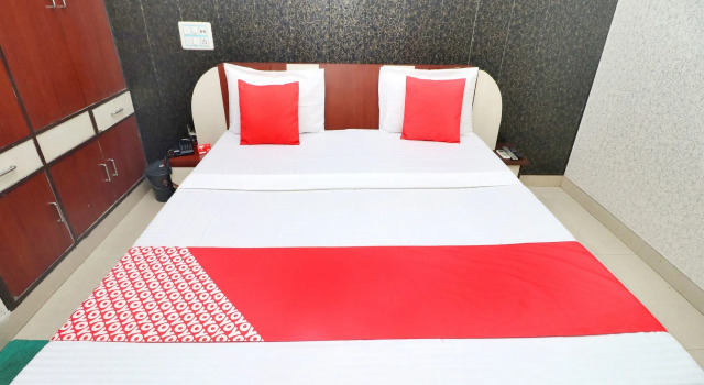 OYO 3509 Hotel Celebration, Book Hotel Bathinda Punjab