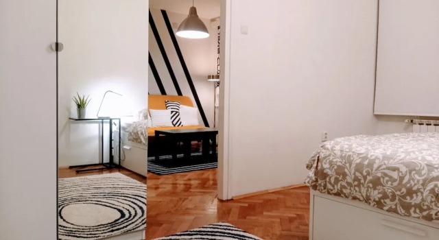 Zebra Flat in the Center, Забронировать Апартаменты/квартира Отели Загреба с парковкой, рядом с Vatroslav Lisinski Concert Hall, Парковка