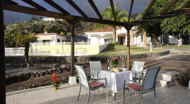 Вилла Villa Las Flores