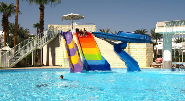 Люкс семейный с видом на бассейн Monte Carlo Sharm Resort & Spa
