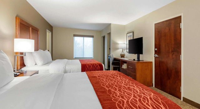 Четырёхместный номер Standard Comfort Inn White House