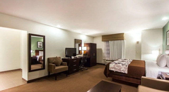 Sleep Inn & Suites, Book Hotel Hoteller i Edmond med parkering, Parkering