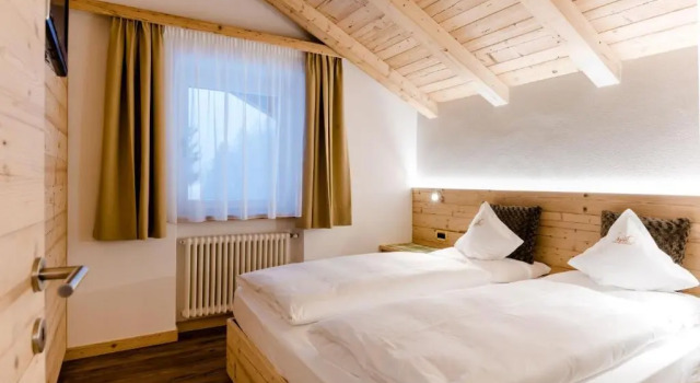 Апартаменты Aghel Suites & Apartments