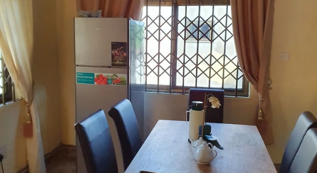 2 Bedroom Apartment, Prenota Appartamento Adenta Tema