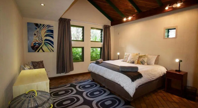 Flatdog Lodge, Prenota Hotel Victoria Falls 
