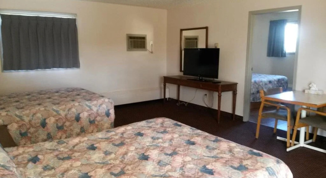 Highway Motor Inn, Rezervasyon Otel Slave Lake Northern Alberta