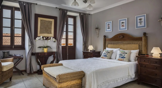 Люкс с балконом Faros Suites