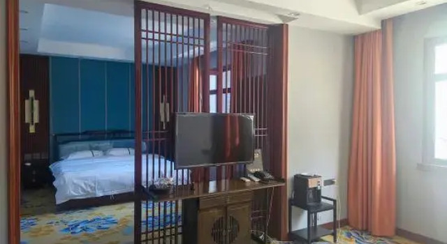 Люкс Business Taiyongju Hotel (Near Dingxi Second People's Hospital, Dingxi No.1 Middle School