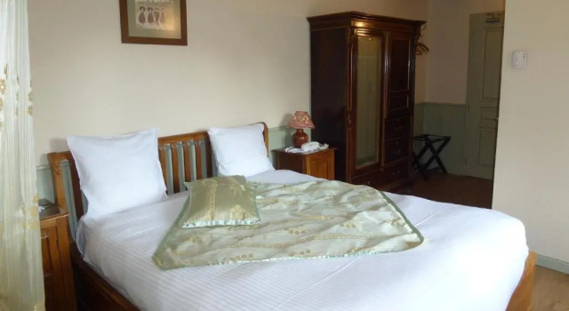 Hôtel-Résidence La Cour du Bailli, Rezervovat Hotel 3hvězdičkové hotely v Bergheim, 3*