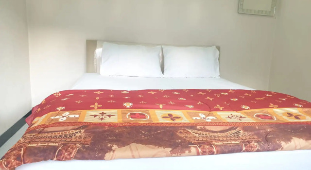 Savana Bromo Homestay RedPartner, Book Hotel Hotels in Bromo with Parking, Parking