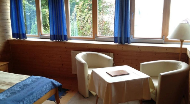 Strandhotel Kärntnerhof, Забронировать Отель Отели Пёрчах-ам-Вёртерзе с парковкой, рядом с Congress Center Wörthersee, Парковка