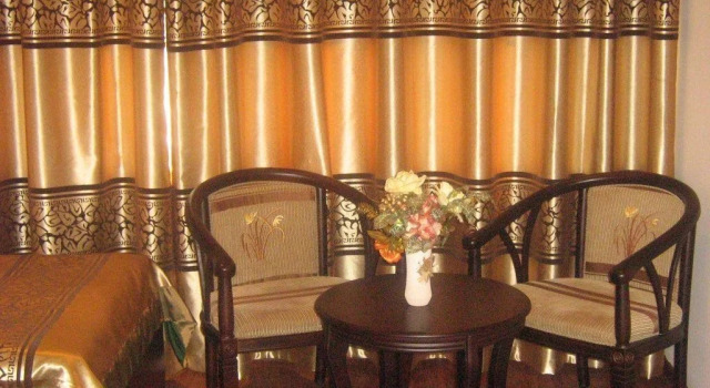 Kausar Hotel