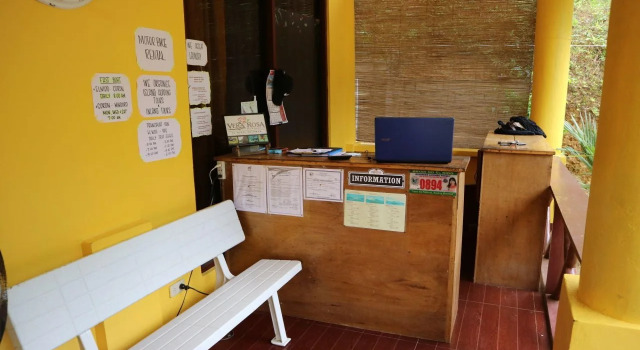 Vera Rosa, Prenota Hotel El Nido 