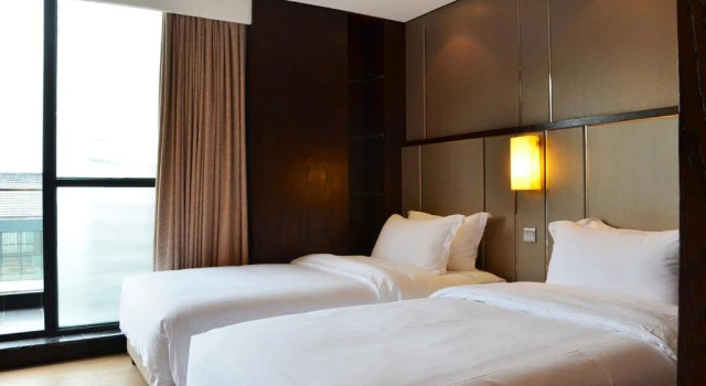 Jiudian Hotel Yiku Branch, Prenota Hotel Hotel a Sichuan con parcheggio, Parcheggio