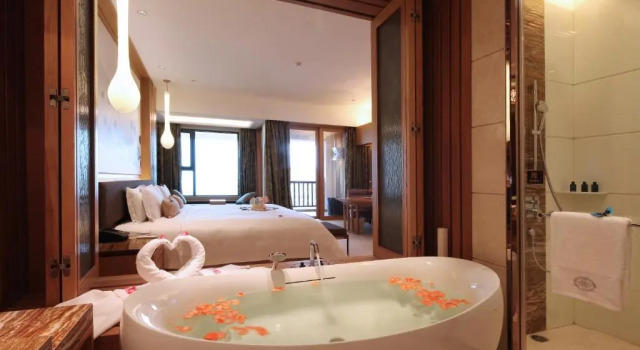 Номер Premier Huidong Regal Palace Resort