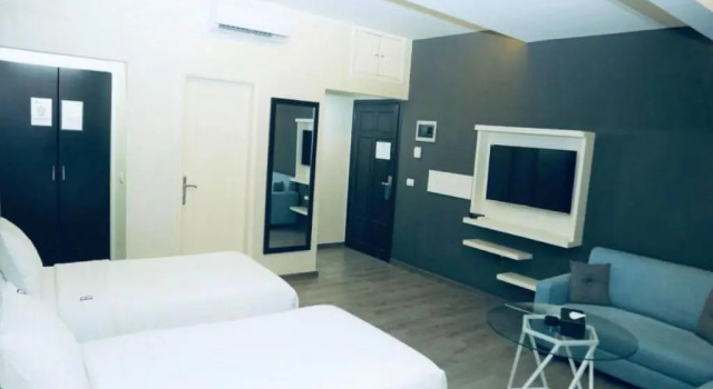 Трёхместный номер Deluxe Beverly Hotel Beirut