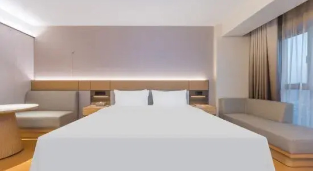 Люкс Deluxe JI Hotel Zhongshan Park Shenyang