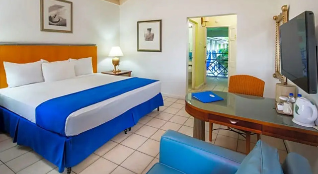 Двухместный полулюкс Deja Resort All Inclusive