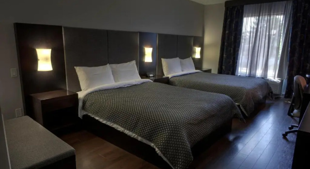 Четырёхместный номер Standard с видом на реку Hotel De La Borealie
