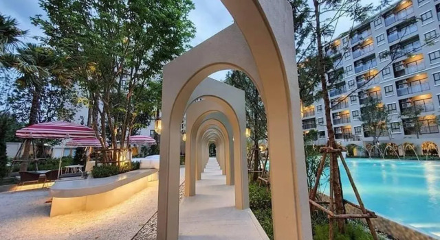 La Casita pool access condo HuaHin
