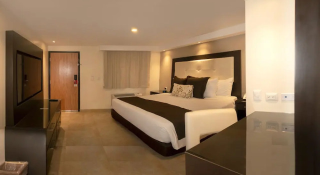 Семейный люкс с балконом Marinaterra Hotel & Spa