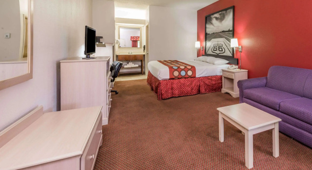 Quality Inn & Suites Sunport Airport Albuquerque, Varaa Hotelli Albuquerque New Mexico