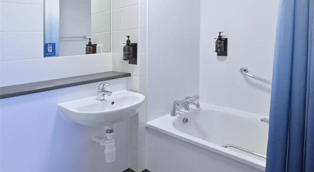 Номер Standard Travelodge Edinburgh Airport Ratho Station