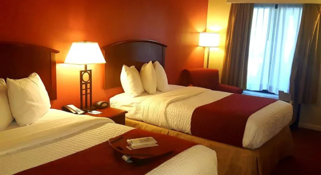 Run of House Best Western Hickory