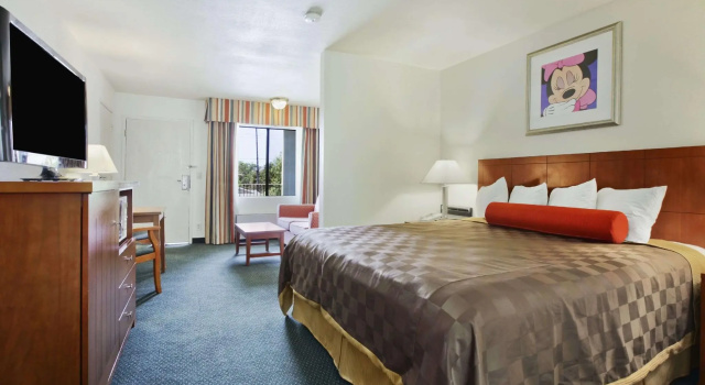 Двухместный номер Standard Travelodge Inn & Suites by Wyndham Anaheim on Disneyland Dr