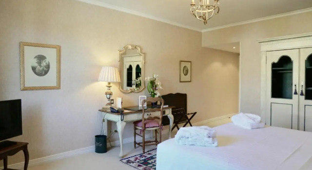 Двухместный номер Standard Le Manoir de Gressy
