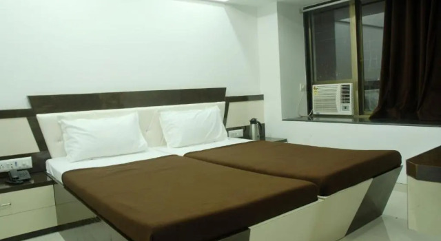 Двухместный номер Deluxe Hotel City View
