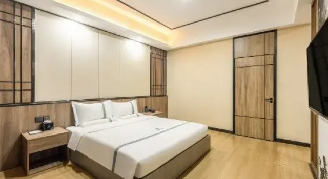 Люкс Deluxe Saint Maur Hotel