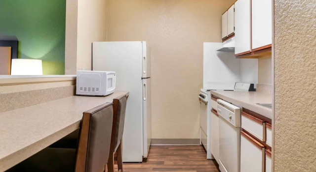 Студия Deluxe Extended Stay America Select Suites - Detroit - Warren