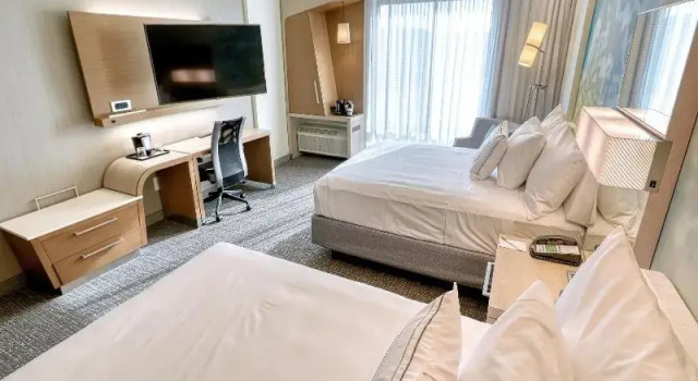 Четырёхместный номер Standard Courtyard by Marriott Southington