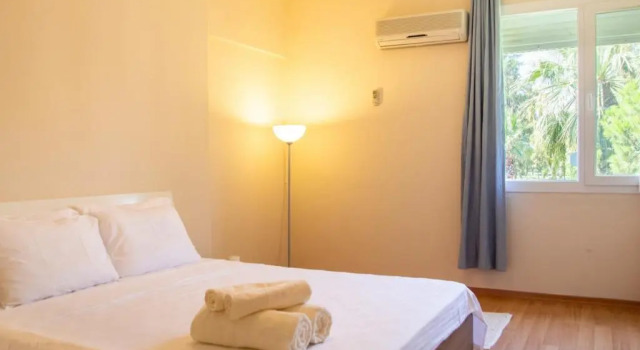 Апартаменты Lovely Flat near Public Transportation in Izmir