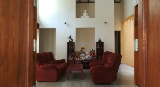 Peacock Garden Villa